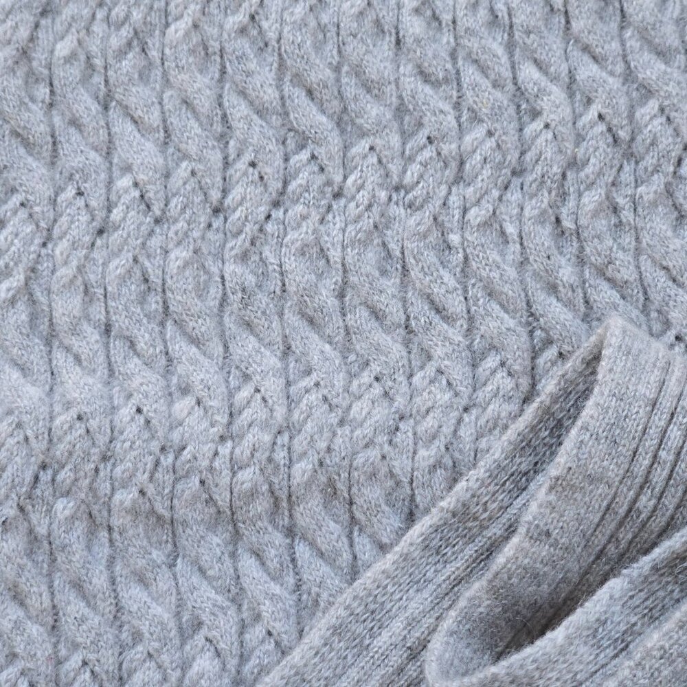 NWOT L.L. Bean Cashmere Scarf Grey Mini Cable Knit - Picture 8 of 9